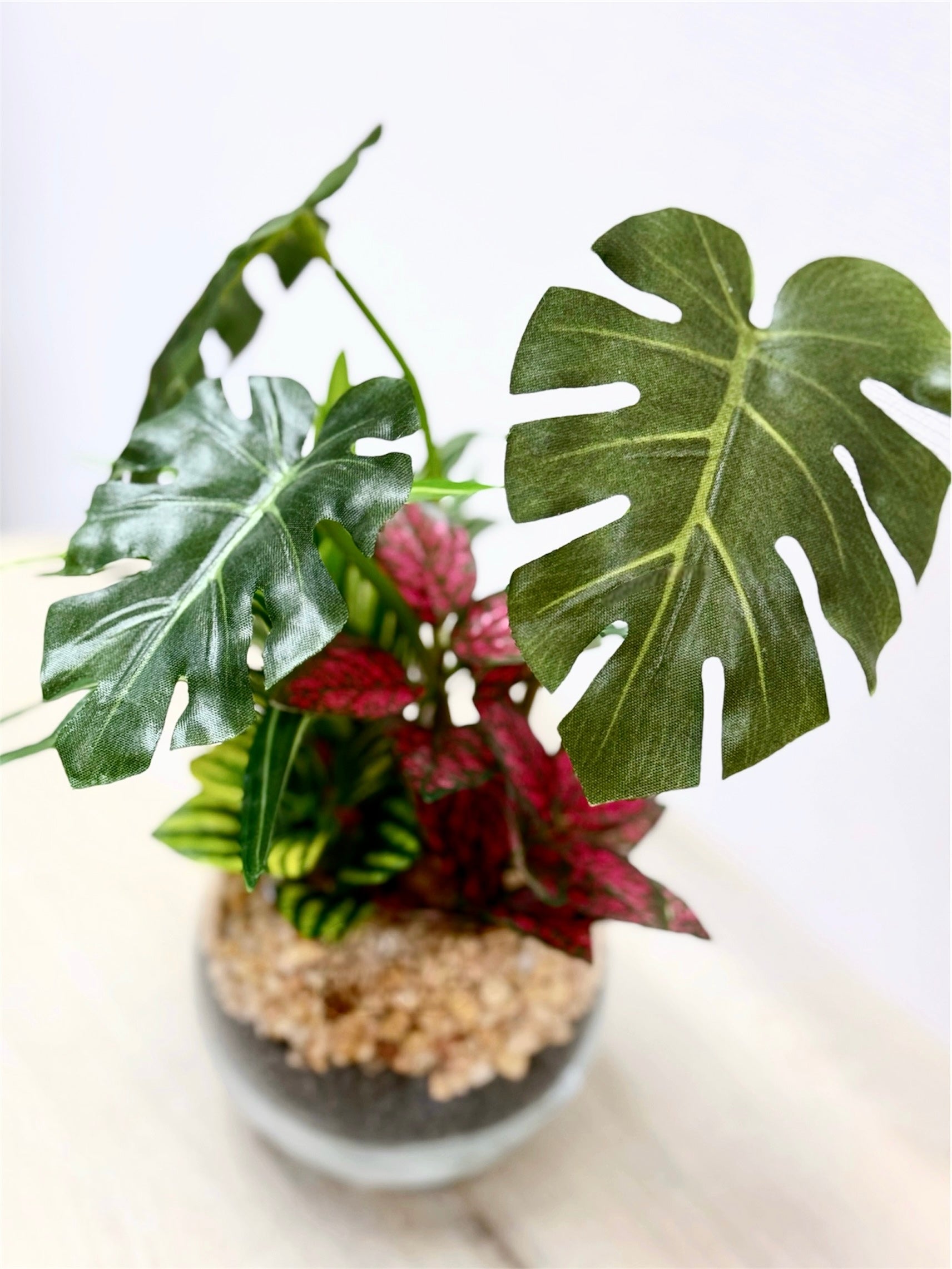 【香港現貨】仿真五彩芋玻璃盆栽 (23cm) | 北歐風人造植物 辦公室桌面裝飾 Caladium & Mini Leaf - Midoria