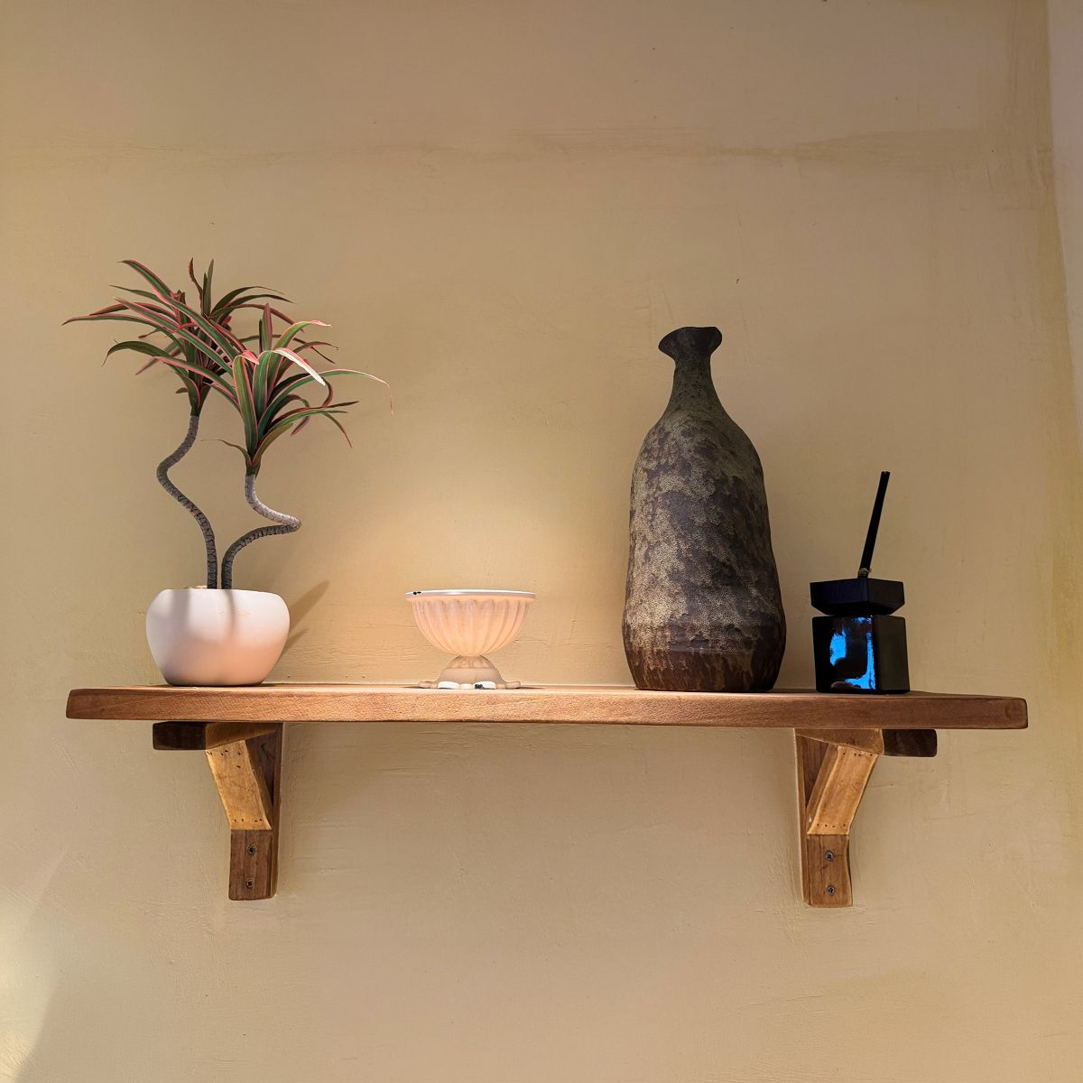 39cm 仿真龍血蘭陶瓷盆栽 | 層架擺設