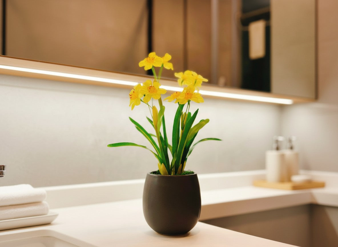 【香港現貨】仿真水仙花陶瓷盆栽 (31cm) | 典雅東方美學 Narcissus Potted Plant - Midoria
