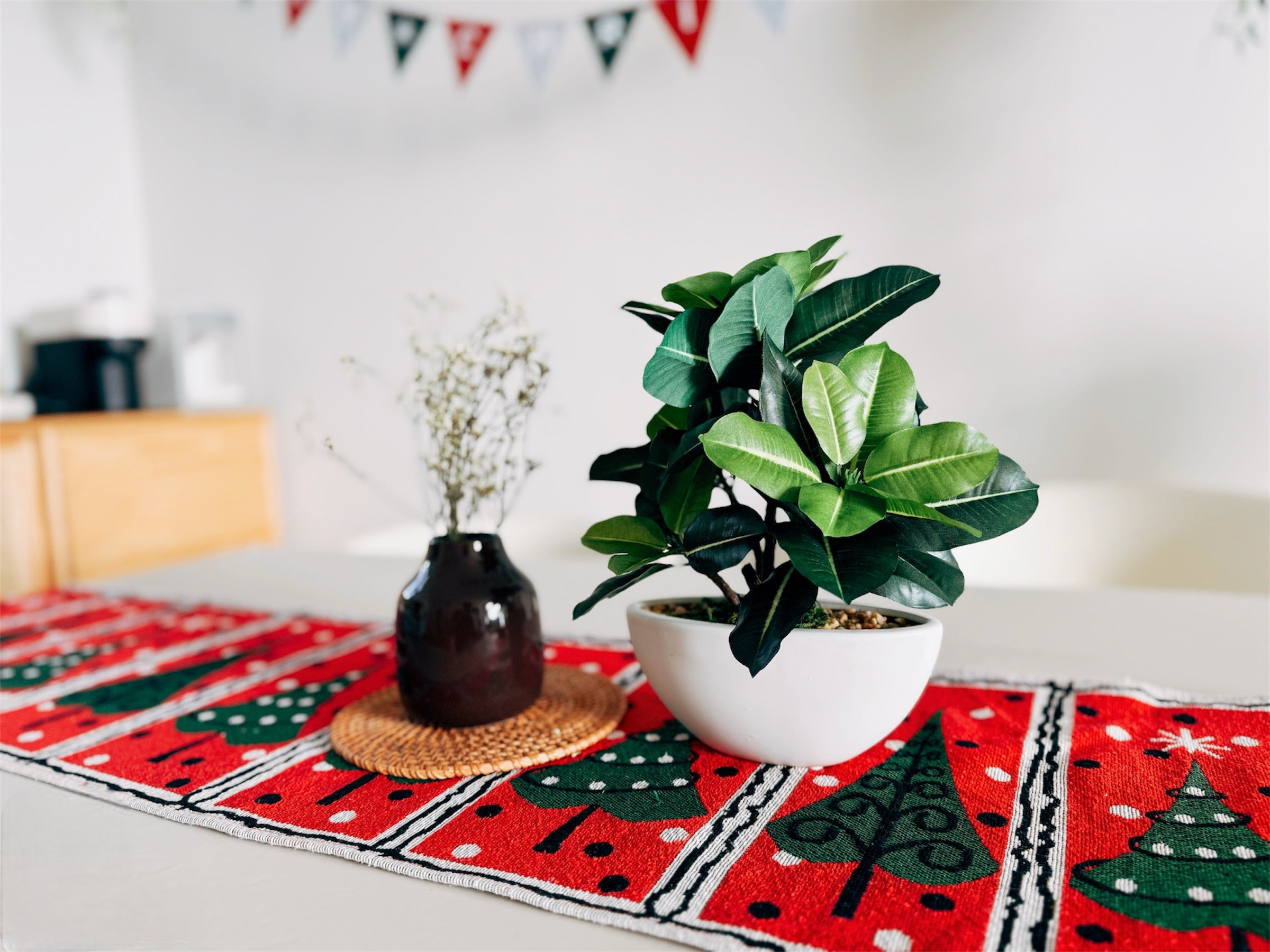 【香港現貨】仿真橡葉陶瓷盆栽 (30cm) | 半月型設計盆 現代居家裝飾 Ficus Elastica - Midoria