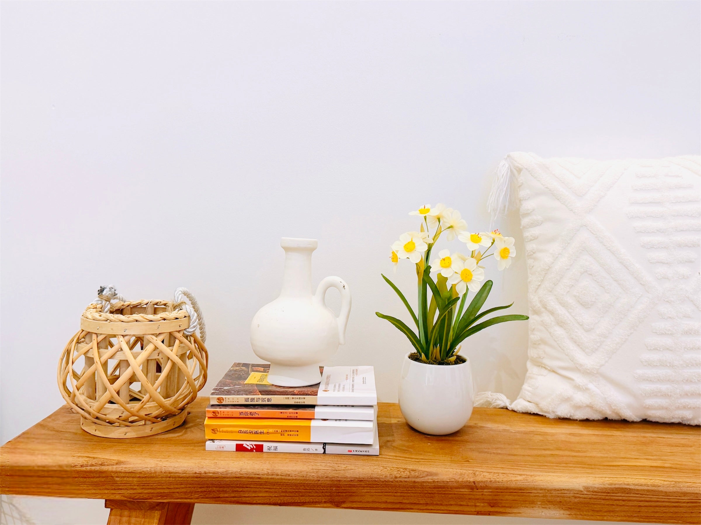 【香港現貨】仿真水仙花陶瓷盆栽 (31cm) | 典雅東方美學 Narcissus Potted Plant - Midoria